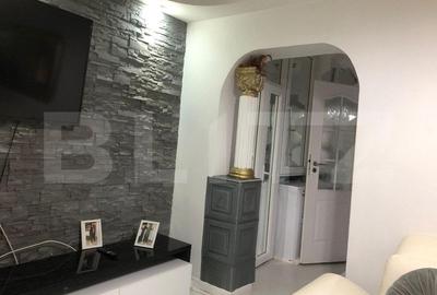 Apartament 3 camere, semidecomadat ,parter , oras  Gaesti - 9