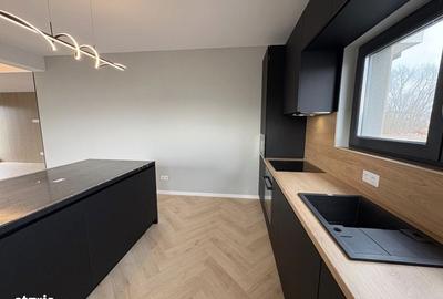 Apartament cu 4 camere în Central - 1