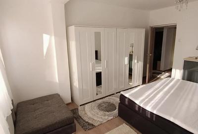 Apartament cu 2 camere decomandat în Micro III - 3