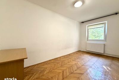 Apartament cu 3 camere semidecomandat în Bucovina - 2