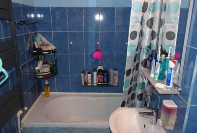 Vand apartament 2 camere decomandat in Deva, zona Micro 15, etaj 5, BECI + PARCARE Vand apartament 2 camere decomandat in Deva, zona Micro 15, etaj 5, BECI + PARCARE - 14