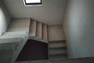 Casă cu 4 camere în Vasile Alecsandri - 2