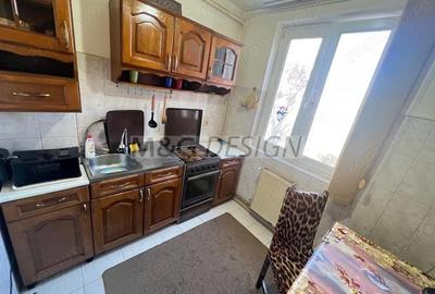 Apartament cu 3 camere decomandat în Dâmbovița - 10