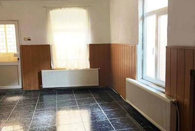 Spațiu comercial, de 130 mp, în Ultracentral - 4