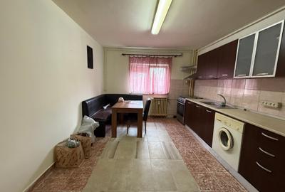 Apartament cu 2 camere decomandat în Lacul Tei - 2
