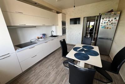 De vânzare Apartament modern 2 camere str.Caraiman nr. 14, zona Viziru II. - 3