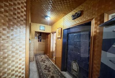 Casă cu 5 camere cu Teren 662 Mp în Central - 3