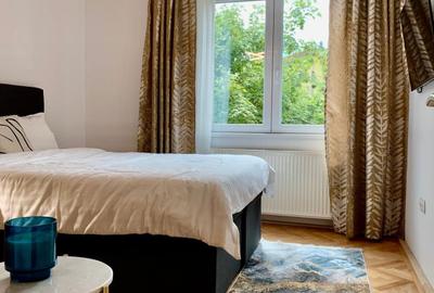 Apartament cu 2 camere decomandat în Cornișa - 1