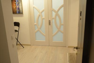 Apartament cu 3 camere decomandat în 13 Septembrie - 16