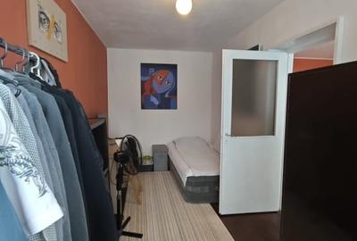 Apartament 4 camere, 2 bai, 70 mp - zona verde si linistita - 4
