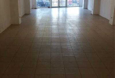 Spațiu comercial, de 166 mp, în Sud - 8