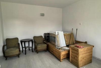 Casă cu 4 camere cu Teren 335 Mp în Central - 4