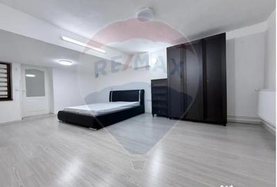 Apartament cu 3 camere decomandat în Hipodrom 1 - 10