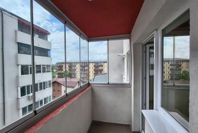 Apartament cu 2 camere decomandat, mobilat în Apărătorii Patriei - 15