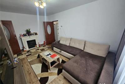 Apartament cu 3 camere semidecomandat în Central - 7