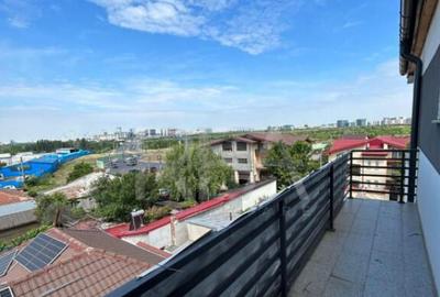 Apartament cu 3 camere decomandat în Andronache