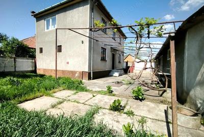 Casa cu teren de 569 mp, zona Confectii Cadas comision 0% - 3