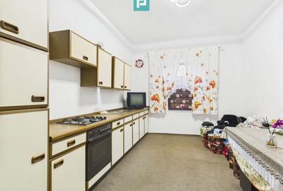 Casă Individuală cu spațiu comercial - Variaș - 24