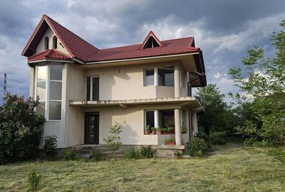 Casă cu 4 camere în Exterior Vest - 6