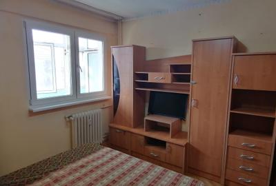 Apartament cu 2 camere semidecomandat, mobilat în Titan - 4