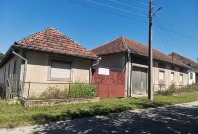 Casă cu 4 camere în Roșia - 6