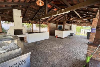 Casă cu 10 camere cu Piscina în Paleu - 20