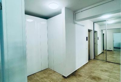 Ofer spre inchiriere  apartament cu doua camere in cartierul Tomis Plus - 5