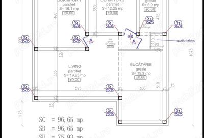 Casă cu Teren 400 Mp în Central - 2