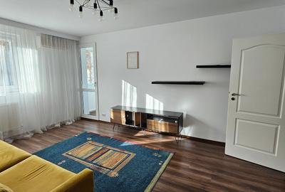 Apartament cu 3 camere semidecomandat, mobilat în Titan - 3