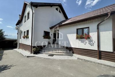 Casă cochetă cu teren generos și panoramă Chinteni - 26