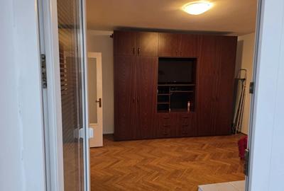 Inchiriere apt. centr. Buc. - 1