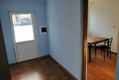 Garsonieră decomandată, mobilată în Rahova - 4