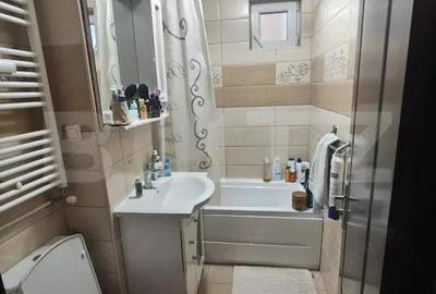 Apartament cu 4 camere decomandat în Decebal - 12