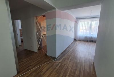 Apartament cu 2 camere decomandat în Nord - 4