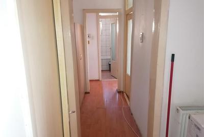 Apartament cu 3 camere decomandat în Lipovei - 10