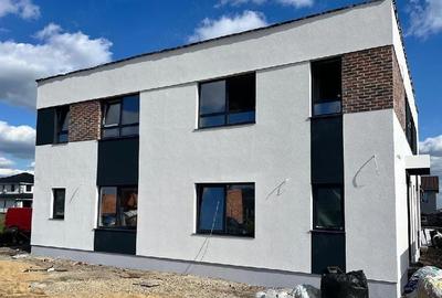 Casă cu 5 camere cu Teren 277 Mp în Torontalului - 3