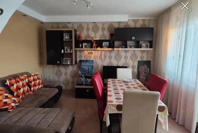 Casă cu Teren 1600 Mp în Central - 1
