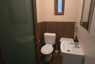 Delfinariu - ap. 2 camere, decomandat, complet mobilat - utilat, parter inalt - 9