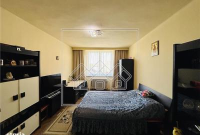 Casă cu 4 camere în Piața Cluj - 10