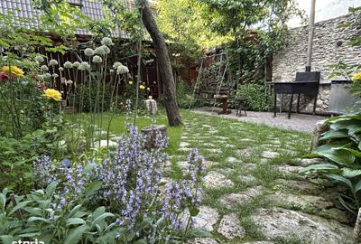 Casă cu Teren 495 Mp în Limanu - 1