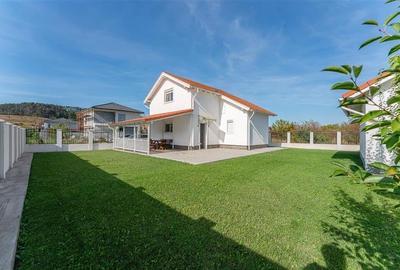 Noua vila cu:terasa,curte si gradina asezonata,garaj2X,cadru armonios, Sanpetru, - 40