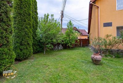 Casă individuală cu 6 camere cu Canalizare în Central - 53