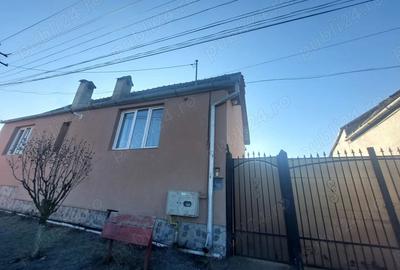 Casă cu Teren 600 Mp în Slimnic - 10