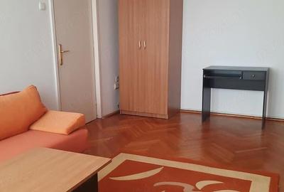 Apartament cu 2 camere decomandat în Olimpia-Stadion - 2
