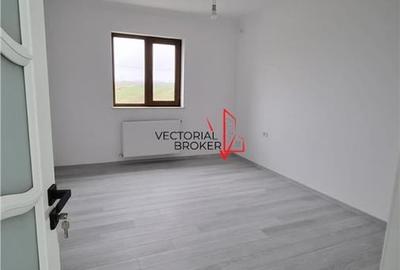 Casă cu 4 camere cu Teren 370 Mp în Central - 6