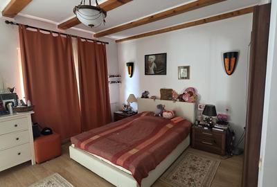 Snagov, Izvorani Vila, la lac - 13