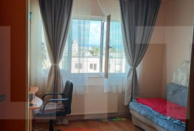 Apartament de vanzare, cu 3 camere, decomandat, 65 mp, carti - 1