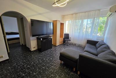 Apartament cu 2 camere semidecomandat, mobilat în Pajura - 1