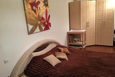 Apartament cu 3 camere decomandat în Ghencea