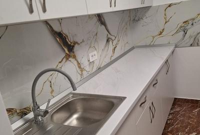 Apartament cu 2 camere decomandat în Micro 21